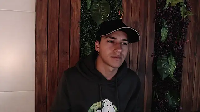 Snapshot of Andy_Joy_ chatting on October 2025 10:16:02 AM Andy Joy online show from October 2025 10:16:02 AM