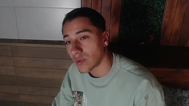 Snapshot of Andy_Joy_ chatting on November 2025 11:33:01 AM Andy Joy online show from November 2025 11:33:01 AM