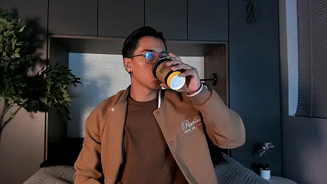 Snapshot of Andy_Joy_ chatting on November 2025 11:31:02 AM Andy Joy online show from November 2025 11:31:02 AM