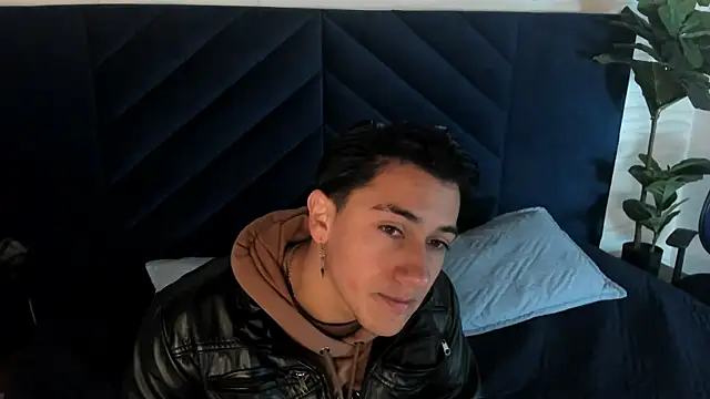 Snapshot of Andy_Joy_ chatting on December 2025 10:31:02 AM Andy Joy online show from December 2025 10:31:02 AM