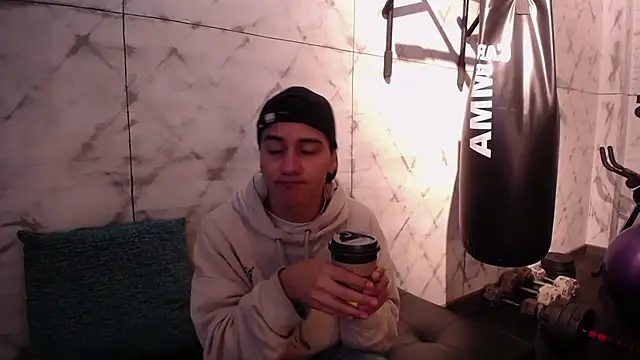 Andy Joy  online show from February 2026 11:04:01 AM