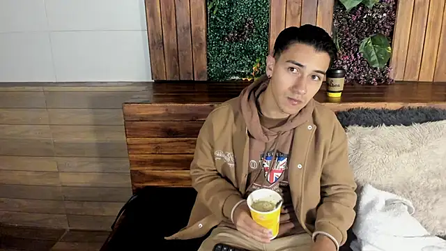 Andy Joy  online show from February 2026 10:25:01 AM