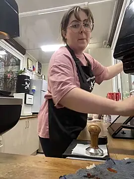 cinnabon  online show from February 2025 02:46:01 PM