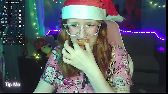 Snapshot of KrisTyBooBsin chatting on December 2024 03:44:01 PM KrisTyBooBsin online show from December 2024 03:44:01 PM