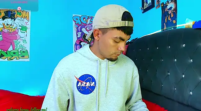 Snapshot of kalivan_voinesscu chatting on January 2025 06:06:02 AM kalivan voinesscu online show from January 2025 06:06:02 AM