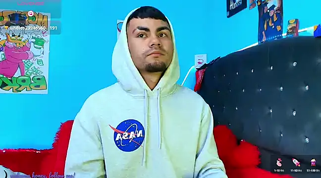 Snapshot of kalivan_voinesscu chatting on January 2025 07:04:01 AM kalivan voinesscu online show from January 2025 07:04:01 AM