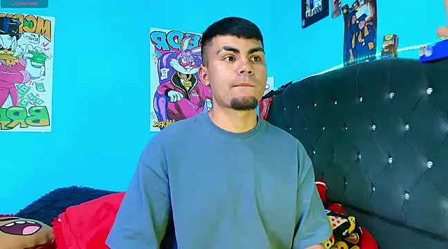 Snapshot of kalivan_voinesscu chatting on January 2025 07:45:01 PM kalivan voinesscu online show from January 2025 07:45:01 PM