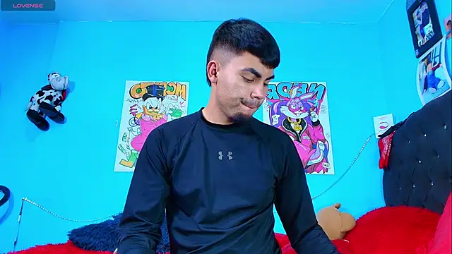 Snapshot of kalivan_voinesscu chatting on March 2025 07:37:02 AM kalivan voinesscu online show from March 2025 07:37:02 AM