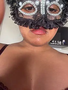 Bella Luna18 online show from March 2026 08:26:01 PM