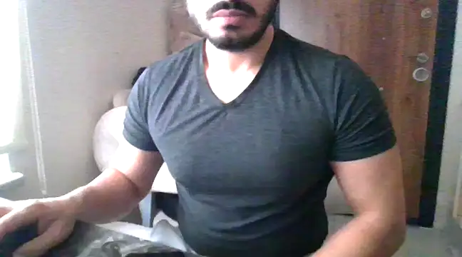 Snapshot of DateMike94 chatting on December 2024 10:07:01 AM DateMike94 online show from December 2024 10:07:01 AM