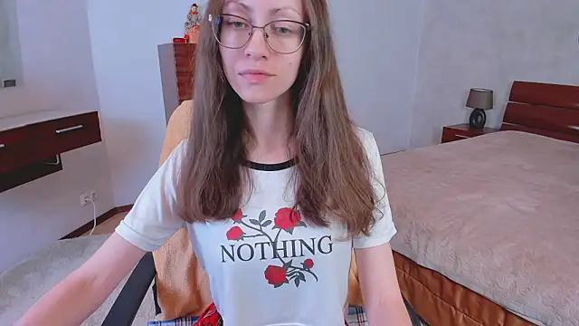 Pantyhose Mila online show from February 2026 08:18:01 PM