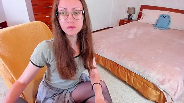 Pantyhose Mila online show from July 2026 07:50:01 PM
