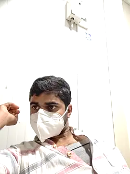 Ishan003 online show from December 2024 04:57:02 PM