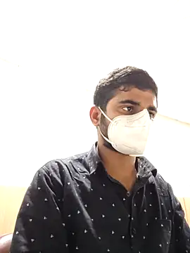 Ishan003 online show from December 2024 01:43:02 PM