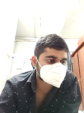 Ishan003 online show from February 2025 05:33:01 PM