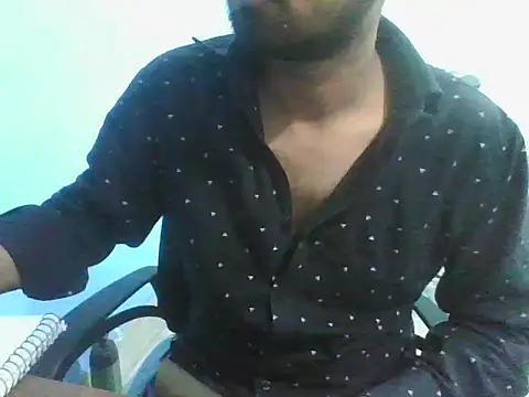 Ishan003 online show from November 2025 02:56:01 PM