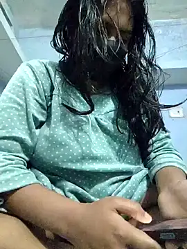 Snapshot of Priya_Strip chatting on January 2025 06:53:02 PM Priya Strip online show from January 2025 06:53:02 PM