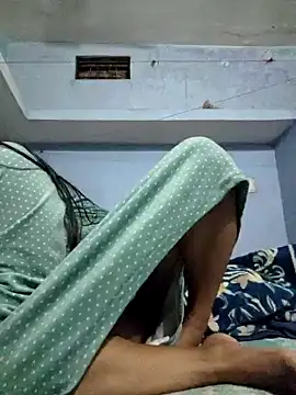 Snapshot of Priya_Strip chatting on January 2025 01:45:02 PM Priya Strip online show from January 2025 01:45:02 PM