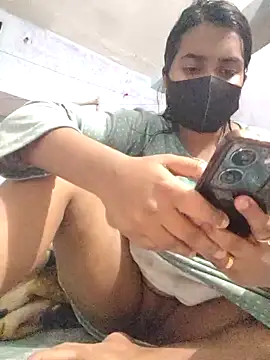 Snapshot of Priya_Strip chatting on February 2025 06:47:02 PM Priya Strip online show from February 2025 06:47:02 PM