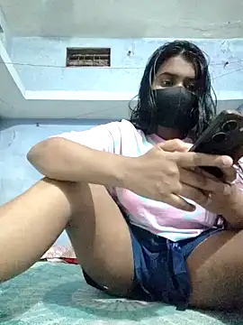 Snapshot of Priya_Strip chatting on February 2025 06:35:01 PM Priya Strip online show from February 2025 06:35:01 PM