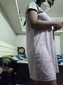 Snapshot of Priya_Strip chatting on October 2025 06:45:01 AM Priya Strip online show from October 2025 06:45:01 AM