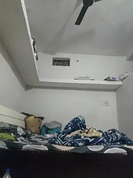 Snapshot of Priya_Strip chatting on November 2025 01:33:02 PM Priya Strip online show from November 2025 01:33:02 PM