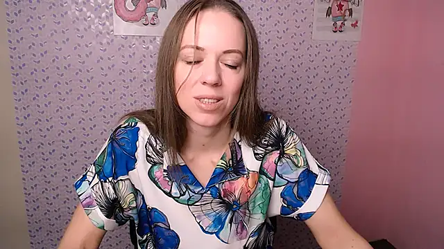Snapshot of GloriaSi_ chatting on December 2024 07:28:01 AM GloriaSi online show from December 2024 07:28:01 AM