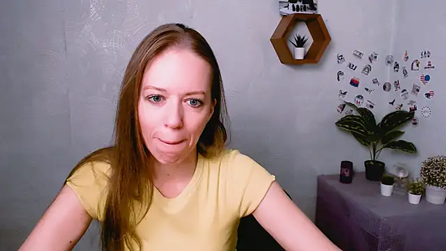 Snapshot of GloriaSi_ chatting on September 2025 04:34:02 AM GloriaSi online show from September 2025 04:34:02 AM