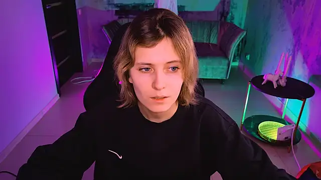 Snapshot of LolaAsmus chatting on December 2024 09:13:01 AM LolaAsmus online show from December 2024 09:13:01 AM