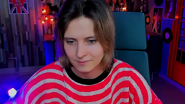 Snapshot of LolaAsmus chatting on January 2025 11:10:02 AM LolaAsmus online show from January 2025 11:10:02 AM