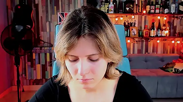 Snapshot of LolaAsmus chatting on January 2025 05:10:01 AM LolaAsmus online show from January 2025 05:10:01 AM