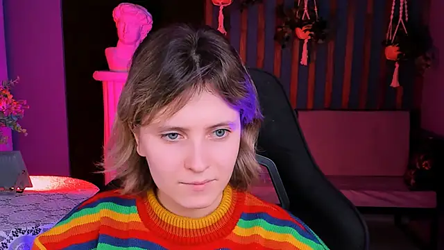 Snapshot of LolaAsmus chatting on January 2025 11:31:02 AM LolaAsmus online show from January 2025 11:31:02 AM