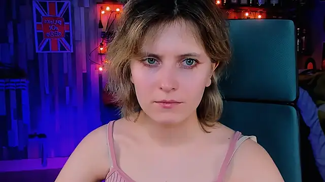 Snapshot of LolaAsmus chatting on January 2025 03:00:02 PM LolaAsmus online show from January 2025 03:00:02 PM