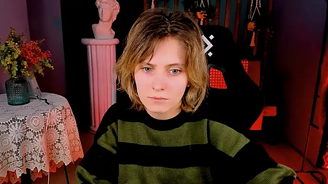 Snapshot of LolaAsmus chatting on January 2025 09:25:02 AM LolaAsmus online show from January 2025 09:25:02 AM