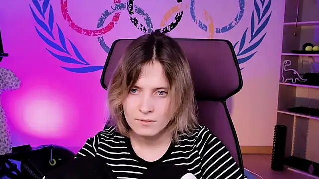 Snapshot of LolaAsmus chatting on February 2025 11:10:01 AM LolaAsmus online show from February 2025 11:10:01 AM