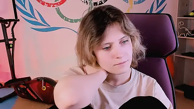 Snapshot of LolaAsmus chatting on February 2025 08:17:01 AM LolaAsmus online show from February 2025 08:17:01 AM