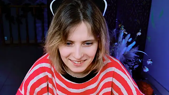 Snapshot of LolaAsmus chatting on February 2025 08:11:02 AM LolaAsmus online show from February 2025 08:11:02 AM