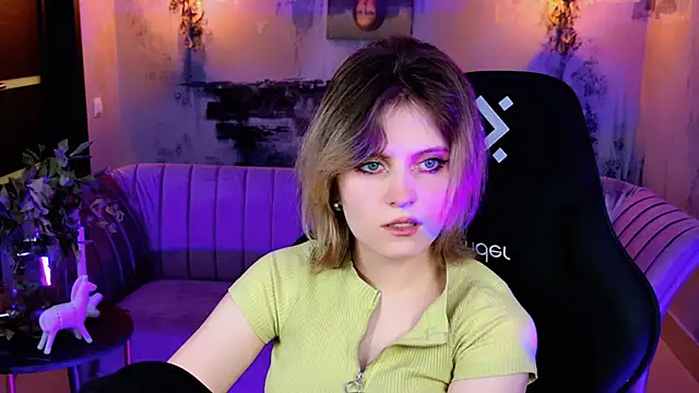 Snapshot of LolaAsmus chatting on February 2025 11:08:02 AM LolaAsmus online show from February 2025 11:08:02 AM