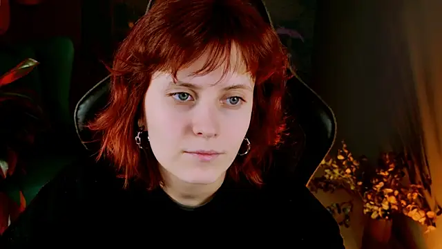 Snapshot of LolaAsmus chatting on March 2025 08:09:01 AM LolaAsmus online show from March 2025 08:09:01 AM