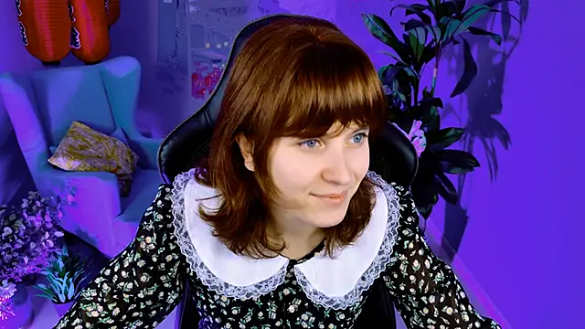 Snapshot of LolaAsmus chatting on September 2025 05:10:02 AM LolaAsmus online show from September 2025 05:10:02 AM