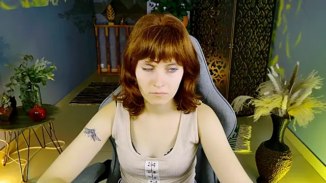 Snapshot of LolaAsmus chatting on September 2025 05:11:01 AM LolaAsmus online show from September 2025 05:11:01 AM