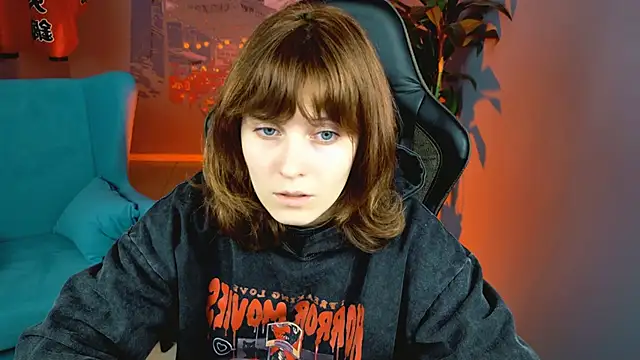 Snapshot of LolaAsmus chatting on October 2025 07:42:02 AM LolaAsmus online show from October 2025 07:42:02 AM