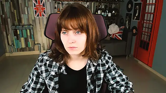 Snapshot of LolaAsmus chatting on November 2025 07:30:02 AM LolaAsmus online show from November 2025 07:30:02 AM