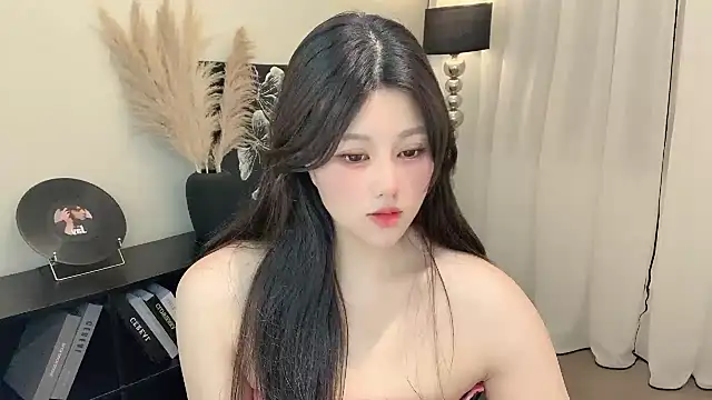 Strawberrybabyy1 online show from March 2025 03:04:02 PM