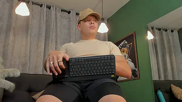 Snapshot of Jake_Tylerr_ chatting on March 2026 06:31:01 PM Jake Tylerr online show from March 2026 06:31:01 PM
