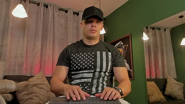Snapshot of Jake_Tylerr_ chatting on April 2026 06:23:01 PM Jake Tylerr online show from April 2026 06:23:01 PM