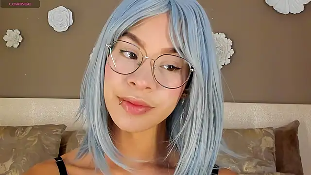 Snapshot of KimHiltton chatting on March 2025 02:14:02 AM KimHiltton online show from March 2025 02:14:02 AM