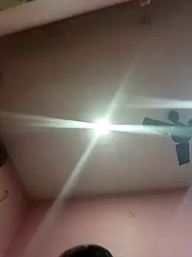 Snapshot of Babydoll_18 chatting on February 2025 06:32:02 PM Babydoll 18 online show from February 2025 06:32:02 PM