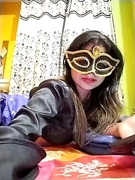 Snapshot of Babydoll_18 chatting on November 2025 06:33:02 PM Babydoll 18 online show from November 2025 06:33:02 PM