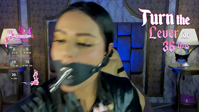 Snapshot of SoffiQueen chatting on September 2025 08:41:01 PM SoffiQueen online show from September 2025 08:41:01 PM